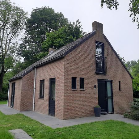 Vakantiewoning Maas En Waal 100 Ewijk Esterno foto